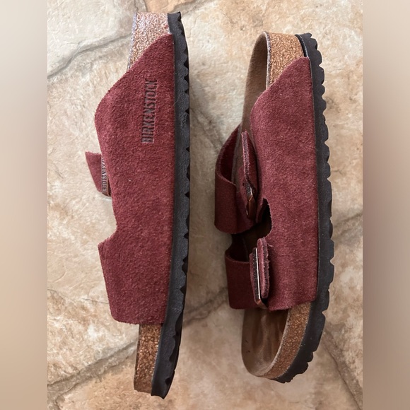 Birkenstock Arizona Suede Leather Sandal, Zinfandel Color, Size 37 Regular/Wide - Picture 5 of 9